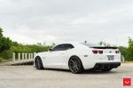 Chevrolet Camaro SS on Vossen Wheels (VFS1) 2017 года